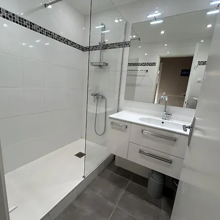 Apartment Coquet 4 Pers Avec Parking, Proche - Fr-1-837-91 *