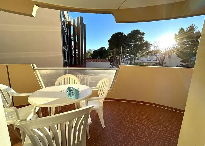 Coquet 4 Pers Avec Parking, Proche - Fr-1-837-91 Apartment